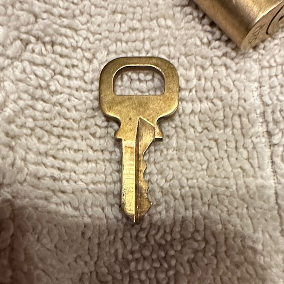 Louis Vuitton Brass Padlock with Key 320 - Picture 6 of 8